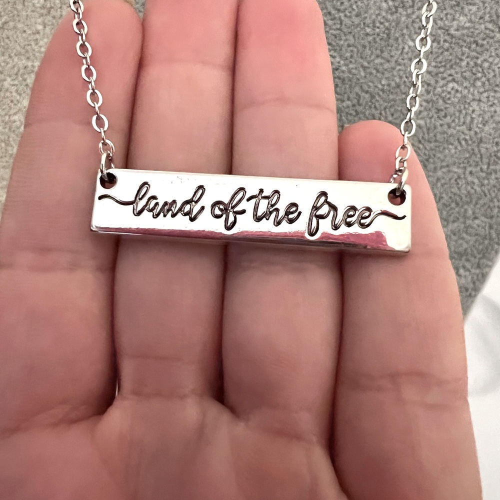 Paparazzi ‘Land of the free’ necklace